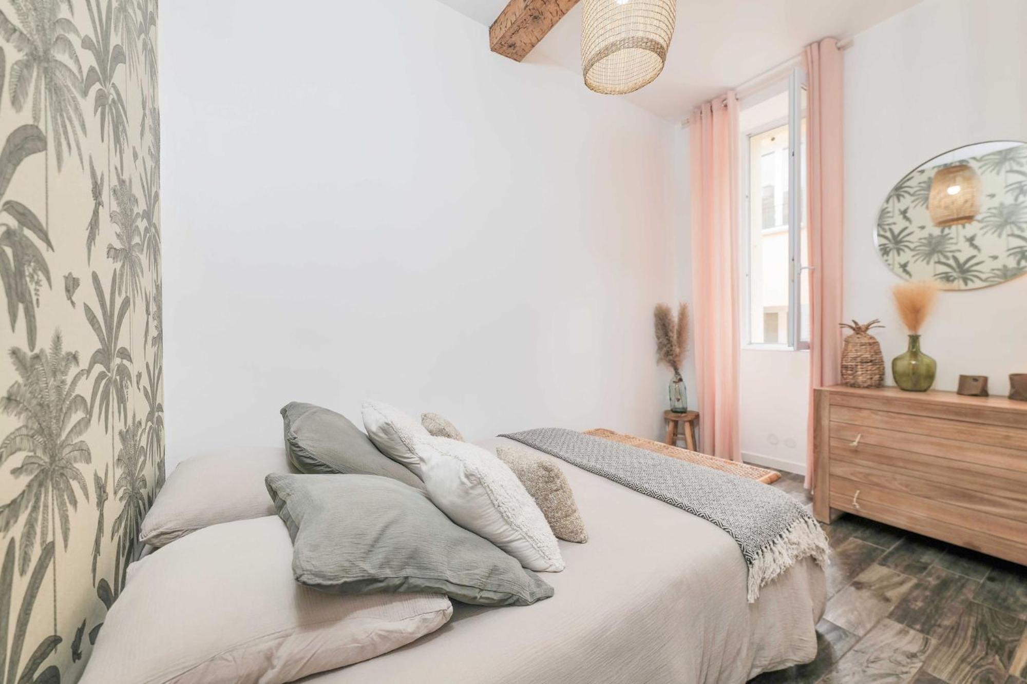 Saint Tropez - Old Village - Modern & Cosy Apartments Экстерьер фото